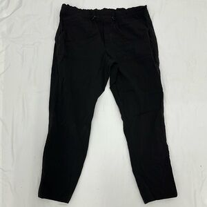 Athleta Women's Black Nylon Performance Jogger‎ Pants Size 14